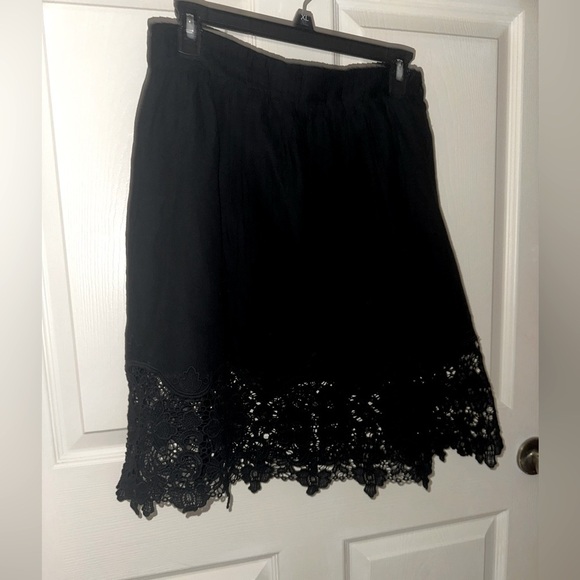 NWT Desigual Elegant Black crochet hem Skirt 40 M office contemporary - Picture 1 of 8